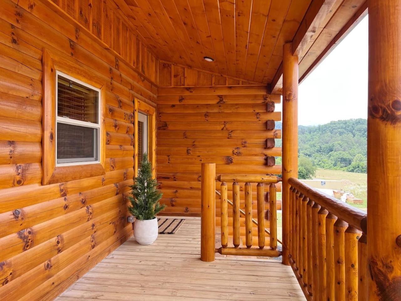 Splendid 2Cabins Sleeps 28 Pool Hot Tub More Pigeon Forge Exterior photo